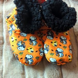 Peanuts Halloween booties